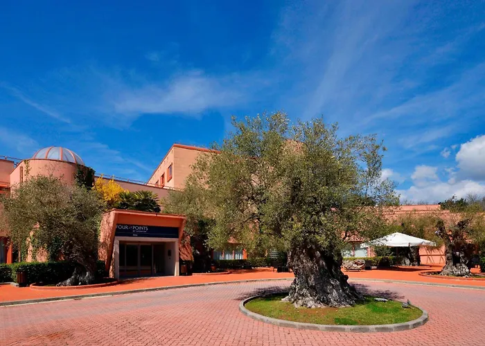Four Points By Sheraton Отель Сиена