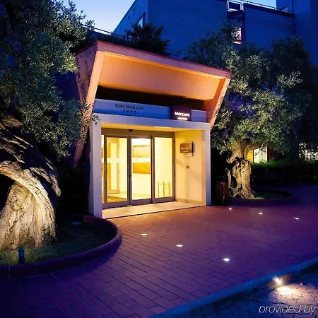 Four Points By Sheraton Hotel 4*