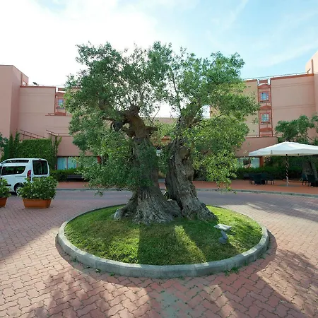 フォー ポイント バイ シェラトン シエナ ホテル