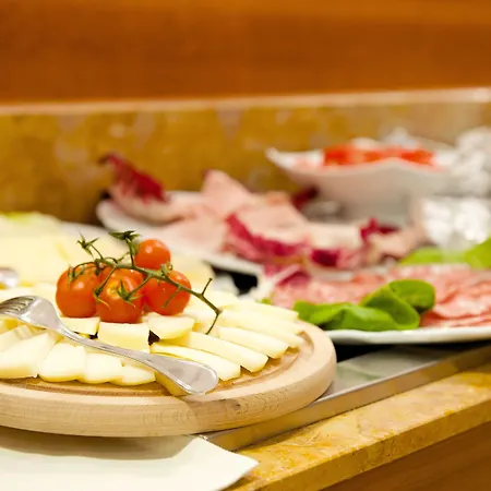 Four Points By Sheraton Hotel