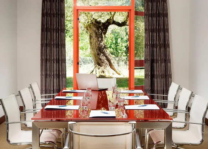 Four Points By Sheraton 4* سيينا