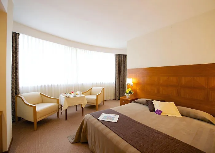 فندق Four Points By Sheraton 4*