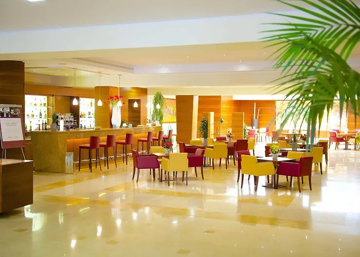 فندق Four Points By Sheraton سيينا